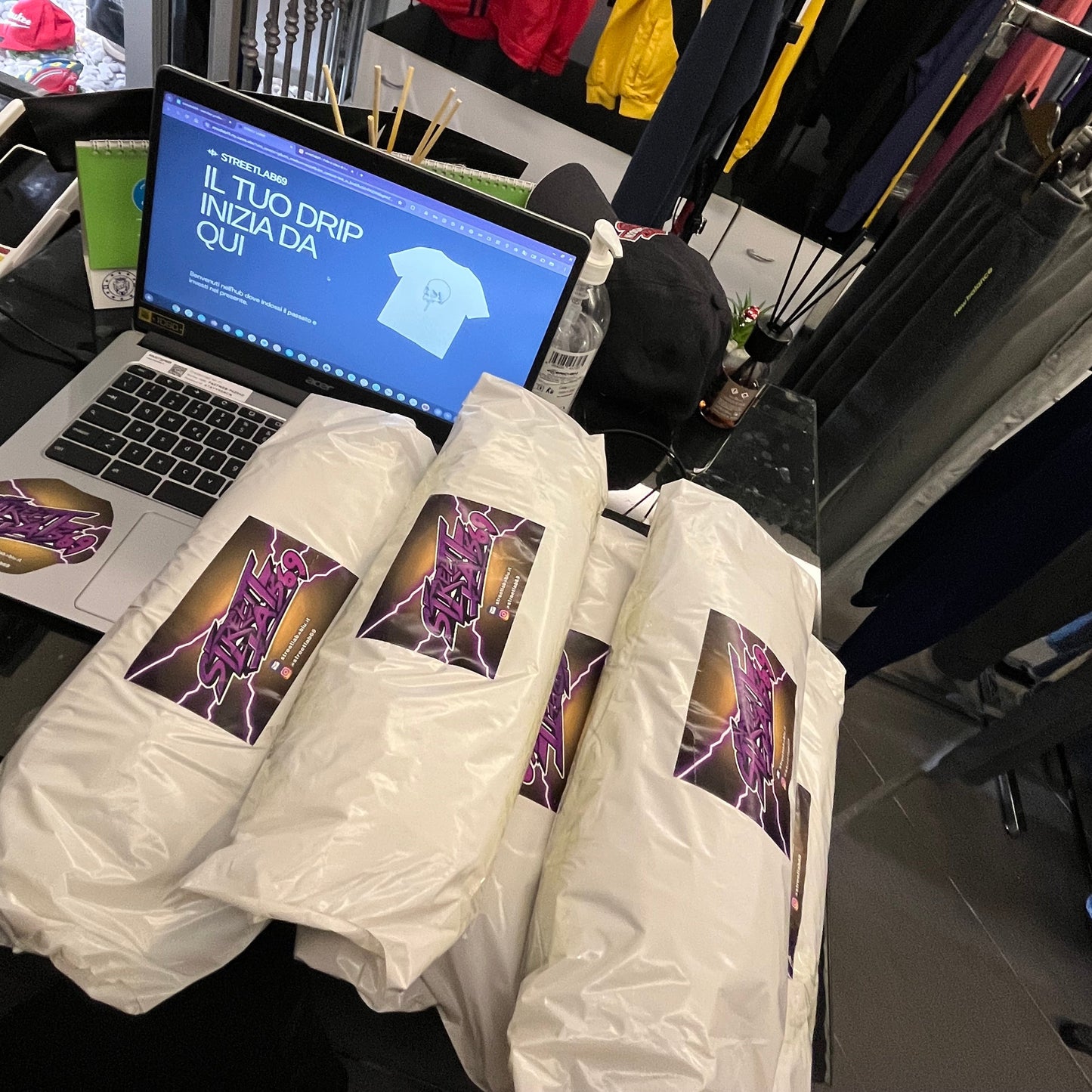 Mystery Flared Jeans | Y2K Aesthetic & Cyber-Grunge: Denim a Zampa / Vita Bassa e non / Bootcut Alternativi - 1 Pezzo