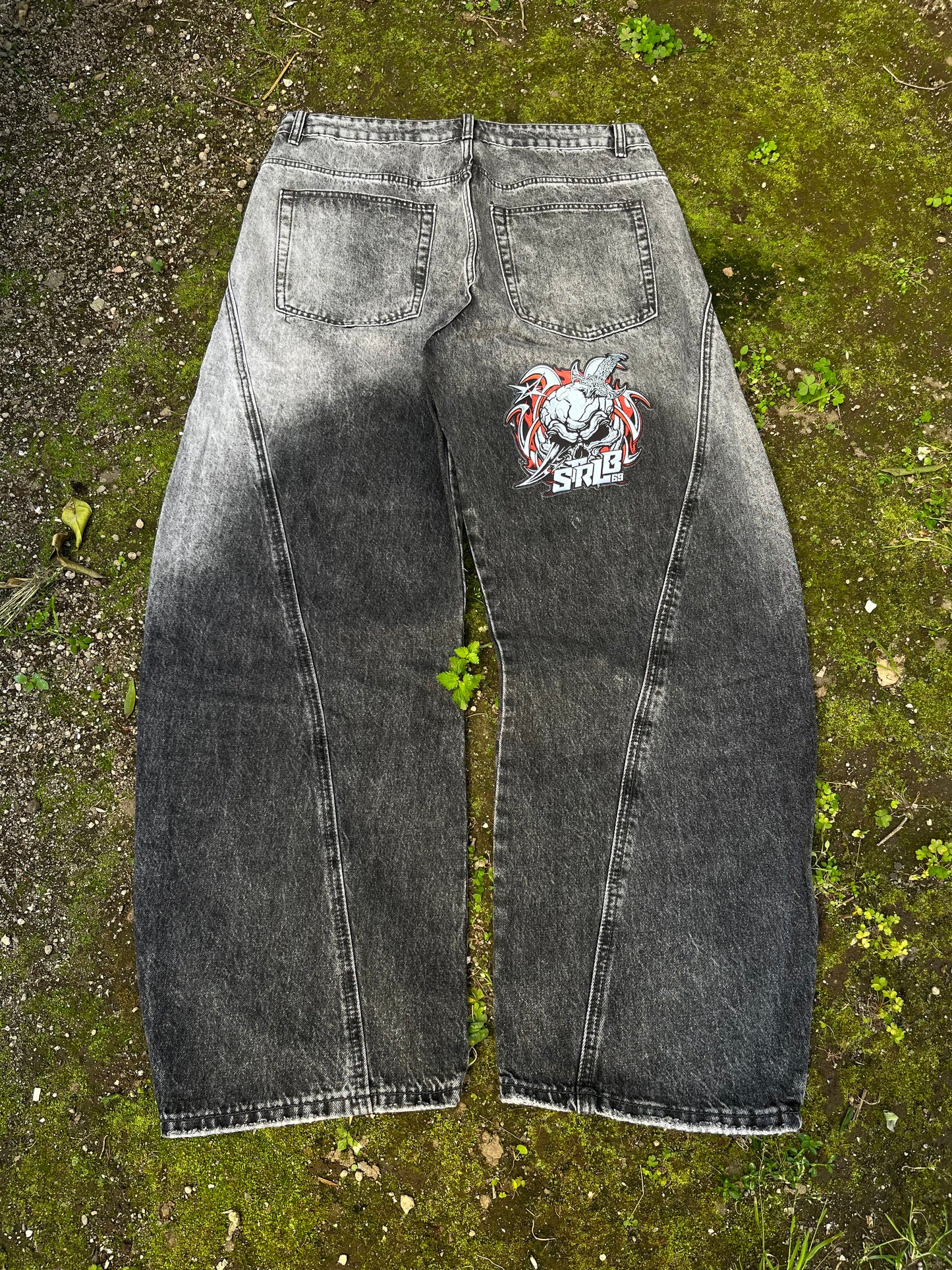Strlb69 Spiked Skull Mega Ballon Baggy Denim – Acid Wash Grey to Black Gradient